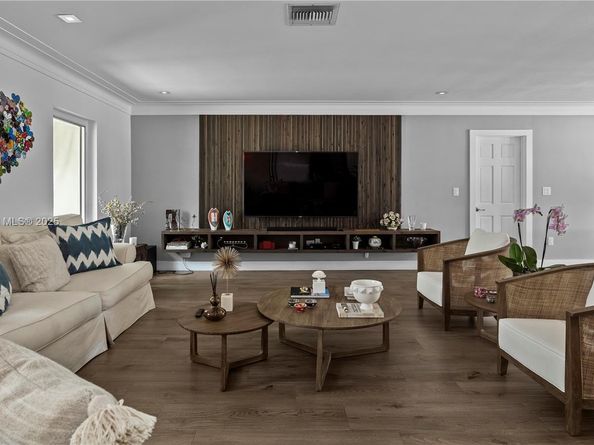 13551 SW 62nd Ave, Pinecrest FL 33156