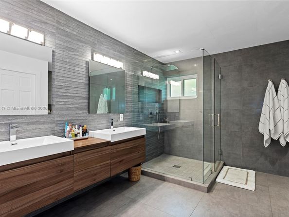 13551 SW 62nd Ave, Pinecrest FL 33156