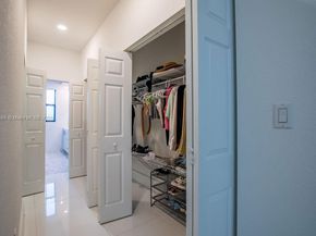1630 SW 28th St, Fort Lauderdale FL 33315