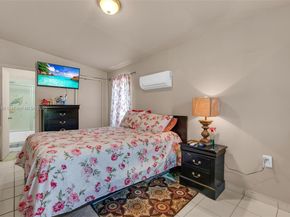 1006 NW 112th Ter, Miami FL 33168