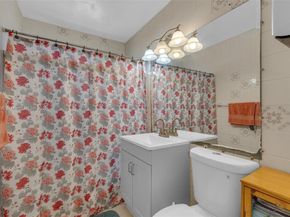 1006 NW 112th Ter, Miami FL 33168