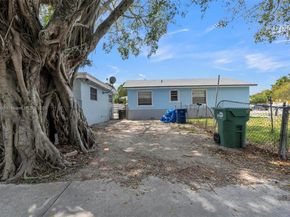 1006 NW 112th Ter, Miami FL 33168