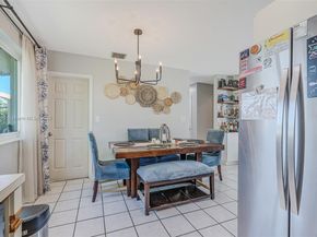 6431 SW 19th St, North Lauderdale FL 33068