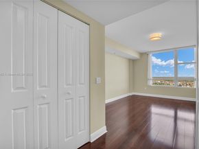 2681 N Flamingo Rd 1903S, Sunrise FL 33323