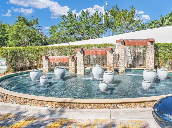 2681 N Flamingo Rd 1903S, Sunrise FL 33323