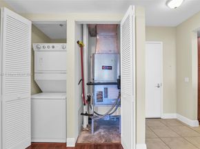 2681 N Flamingo Rd 1903S, Sunrise FL 33323