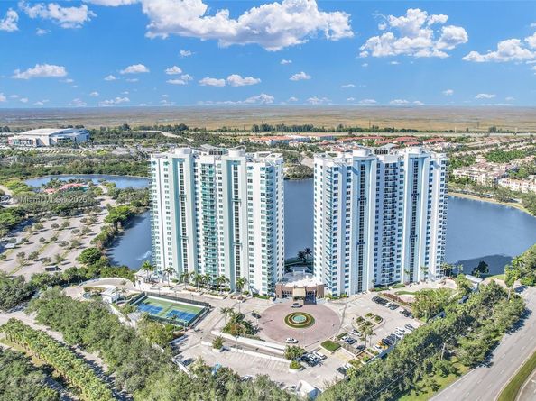 2681 N Flamingo Rd 1903S, Sunrise FL 33323