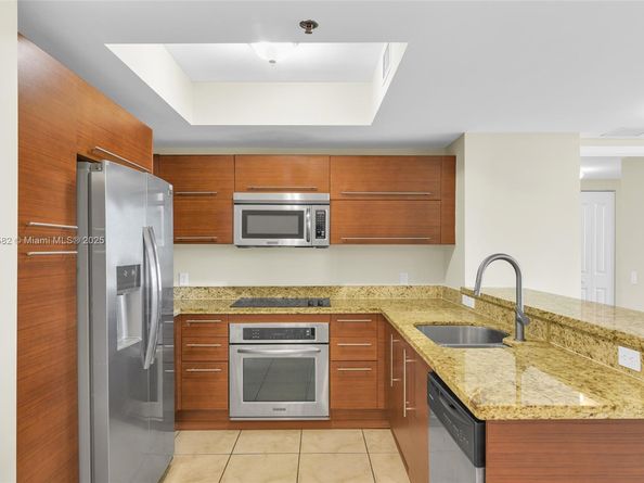 2681 N Flamingo Rd 1903S, Sunrise FL 33323