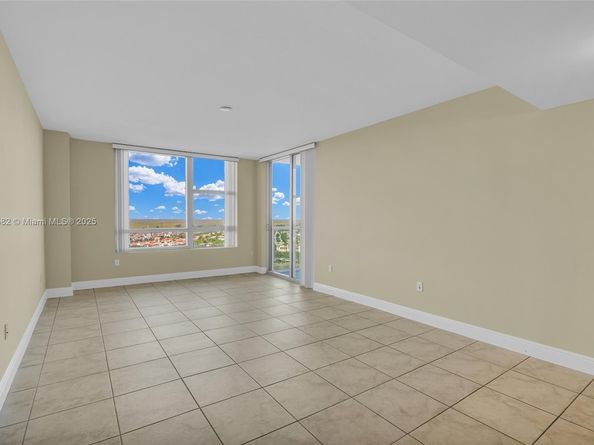 2681 N Flamingo Rd 1903S, Sunrise FL 33323