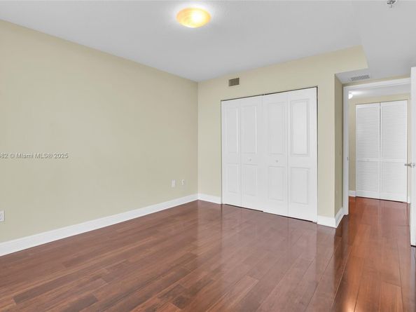 2681 N Flamingo Rd 1903S, Sunrise FL 33323