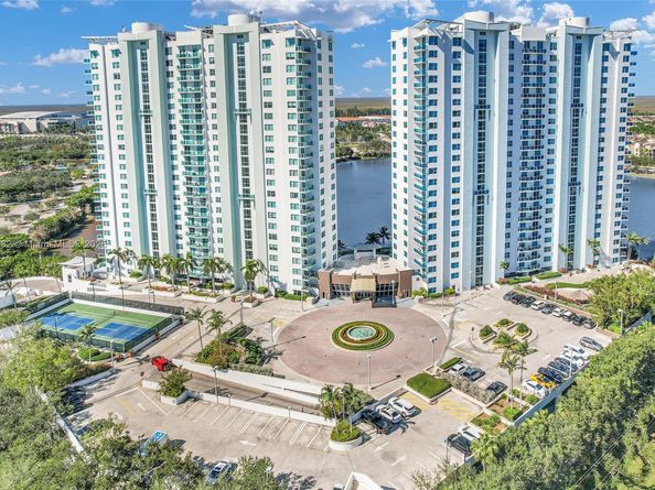 2681 N Flamingo Rd 1903S, Sunrise FL 33323