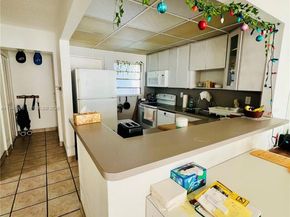 1331 Lincoln Rd 701, Miami Beach FL 33139