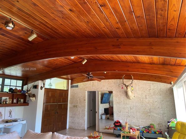 5900 SW 34th St, Miami FL 33155