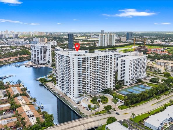 2500 Parkview Dr 1604, Hallandale Beach FL 33009
