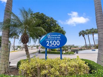 2500 Parkview Dr