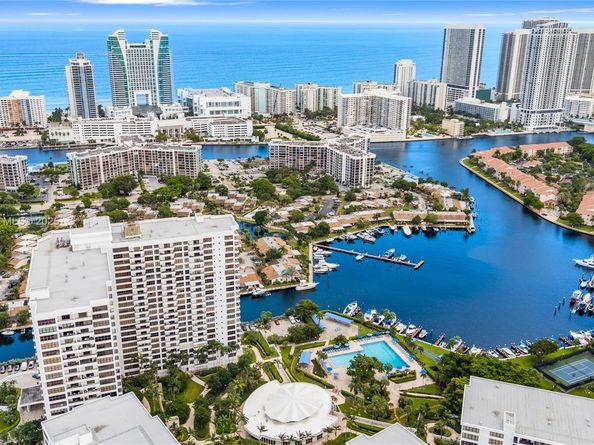 2500 Parkview Dr 1604, Hallandale Beach FL 33009