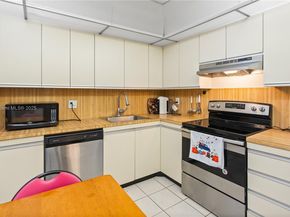 2500 Parkview Dr 1604, Hallandale Beach FL 33009