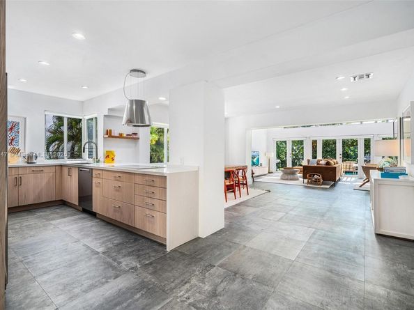 7755 Noremac Ave, Miami Beach FL 33141