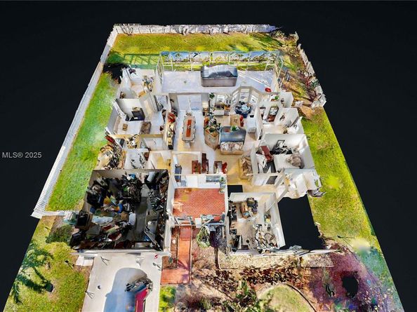 2835 Fairways Dr, Homestead FL 33035