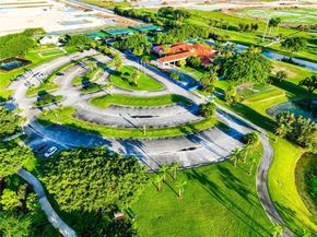 2835 Fairways Dr, Homestead FL 33035