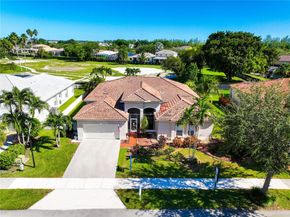 2835 Fairways Dr, Homestead FL 33035