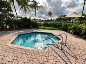 2835 Fairways Dr, Homestead FL 33035