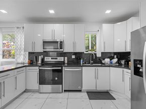 2175 NW 111th St, Miami FL 33167