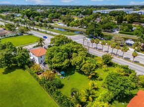 2175 NW 111th St, Miami FL 33167