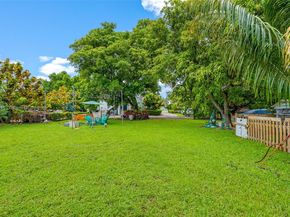 2175 NW 111th St, Miami FL 33167