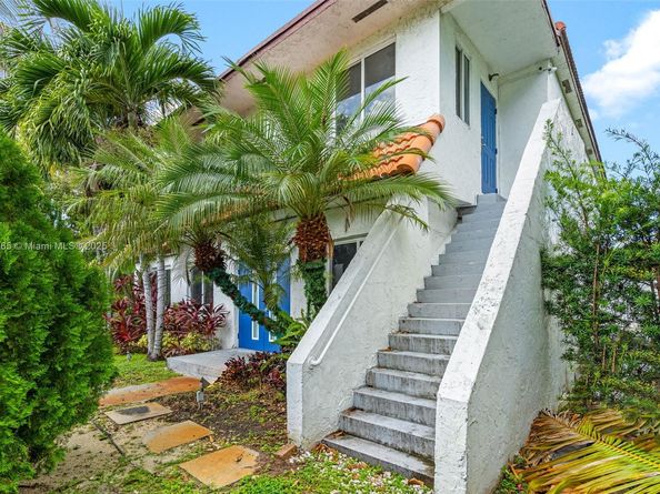 2175 NW 111th St, Miami FL 33167