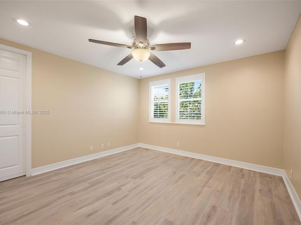 3425 Norfolk St, Pompano Beach FL 33062