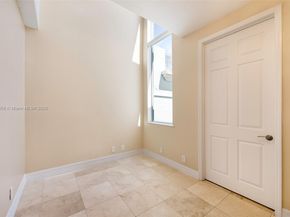 3425 Norfolk St, Pompano Beach FL 33062