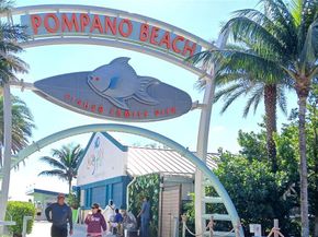 3425 Norfolk St, Pompano Beach FL 33062