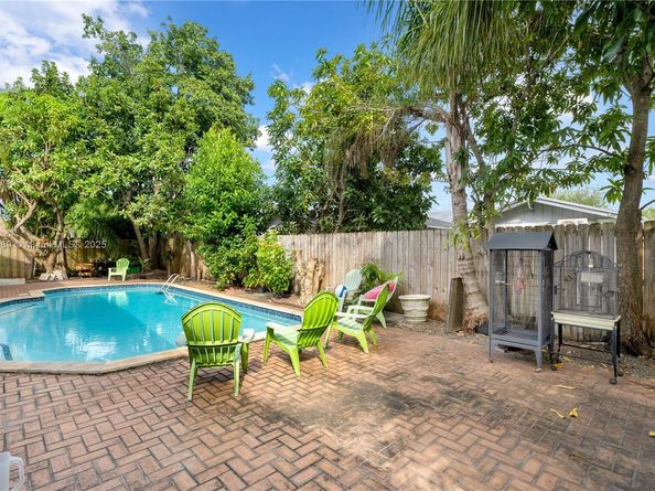 11041 SW 138th Ave, Miami FL 33186