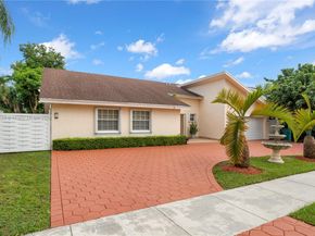 11041 SW 138th Ave, Miami FL 33186