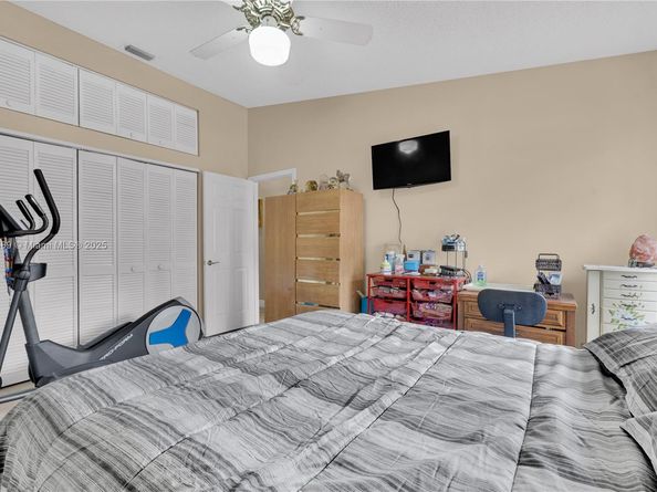 11041 SW 138th Ave, Miami FL 33186