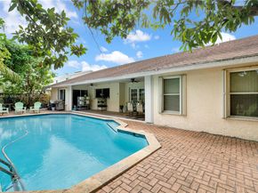 11041 SW 138th Ave, Miami FL 33186