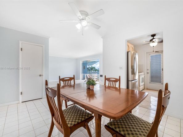 2700 NE 135th St 48, North Miami FL 33181