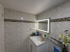 14201 N Kendall Dr 304D, Miami FL 33186