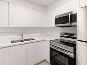 805 NW 13th St, Fort Lauderdale FL 33311