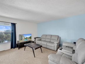 505 S Pine Island Rd 405B, Plantation FL 33324