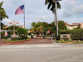 10253 NW 9th Street Cir 2046, Miami FL 33172