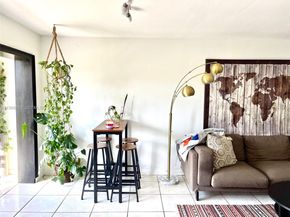 10253 NW 9th Street Cir 2046, Miami FL 33172