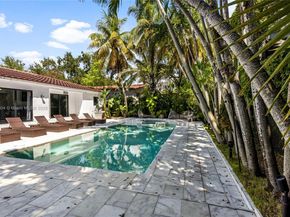 1061 NW North River Dr, Miami FL 33136
