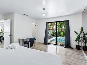 1061 NW North River Dr, Miami FL 33136