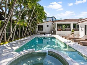 1061 NW North River Dr, Miami FL 33136