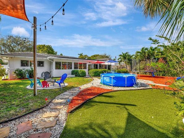 2261 NE 62nd St, Fort Lauderdale FL 33308