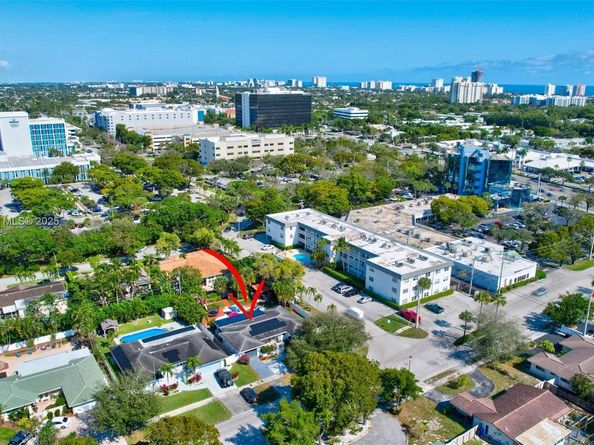 2261 NE 62nd St, Fort Lauderdale FL 33308