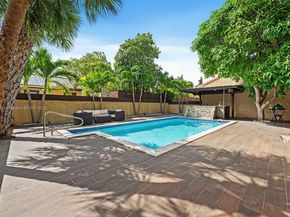 1010 NE 204th Ter, Miami FL 33179