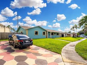 722 NW 170th St, Miami Gardens FL 33169